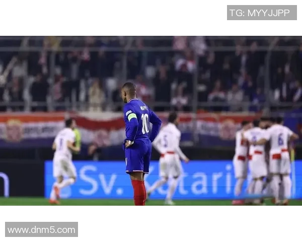 世界杯预选赛：法国主场大胜克罗地亚，姆巴佩独造三球